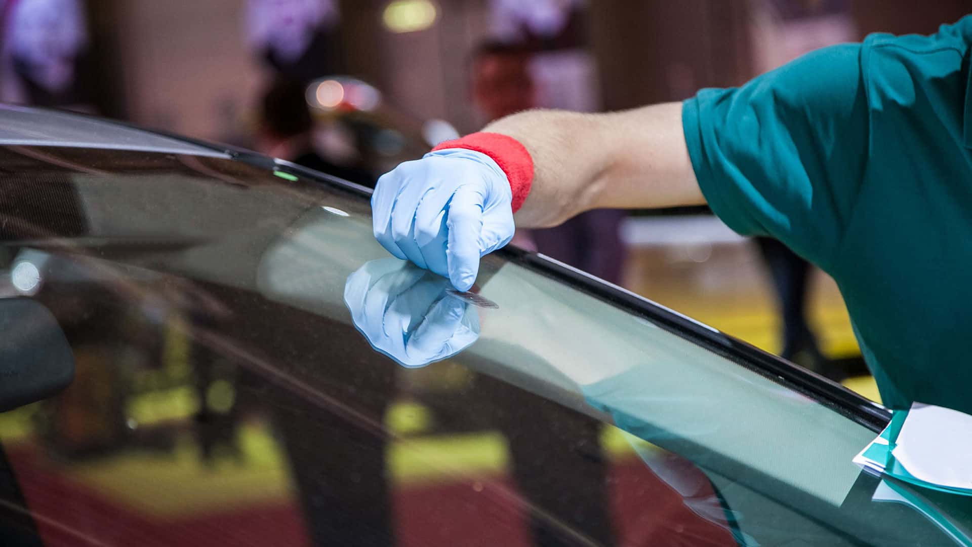 Top-quality windscreen repair services and replacements